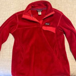 Red Patagonia quarter snap